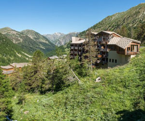 ISOLA  2000
