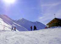 Partir au ski moins cher hors vacances scolaires