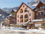 Remontes  200m ! A partir de 431 /sem. en location pour 4 pers. 