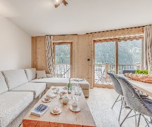  650m du dpart de la tlcabine, ds 730 euros/sem