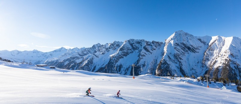 RS27547__Skifahren am Ahorn ©Mayrhofner Bergbahnen_-scr