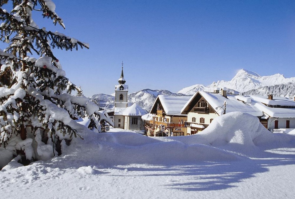 Station De Ski Familiale Jura Pas Cher Notre-Dame-de-Bellecombe, une aventure au cœur de l'Espace Diamant